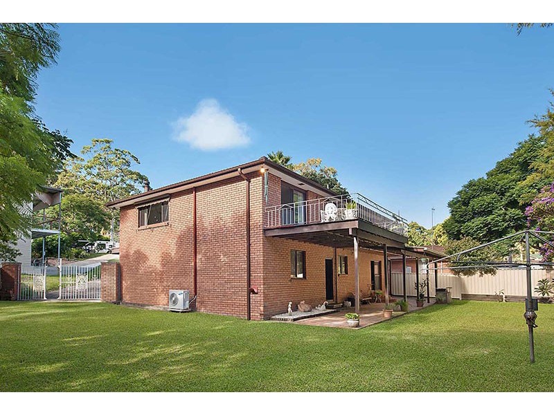 13 Peterson Cl, Kincumber NSW 2251