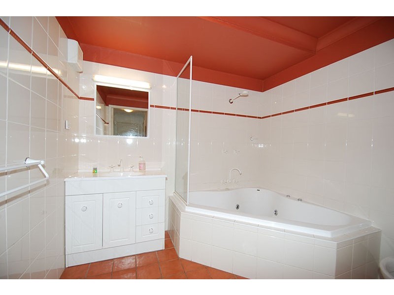 24 Charles Kay Drive, Terrigal NSW 2260