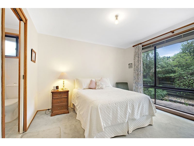 15 Waldron Rd, Kincumber NSW 2251