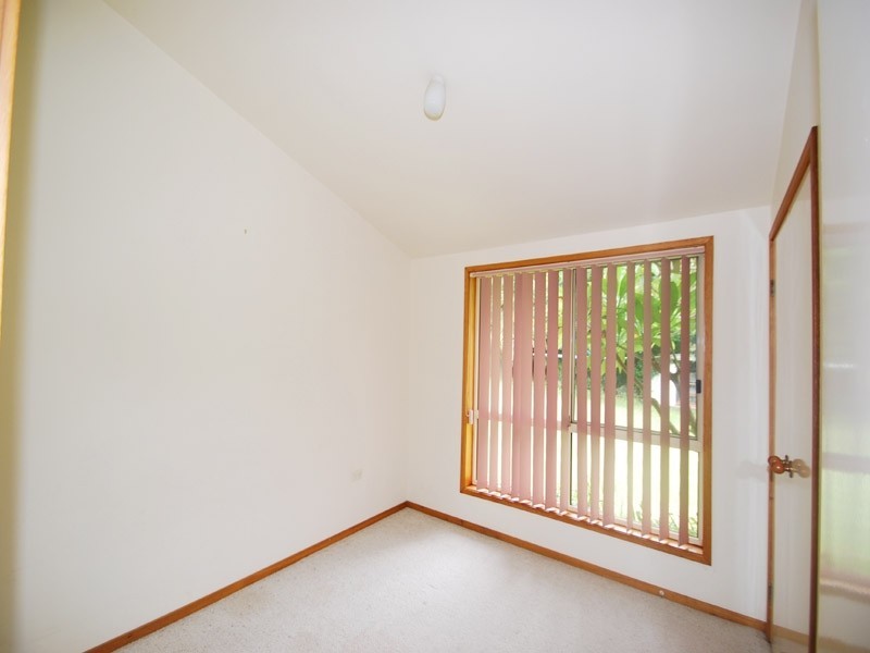 74 Melville St, Kincumber NSW 2251