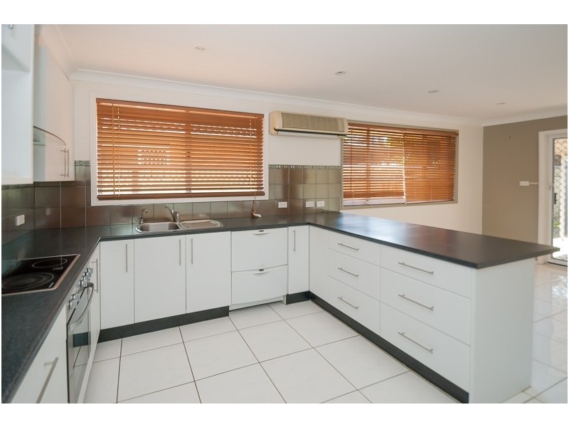 16 Erambie Rd, Kincumber NSW 2251