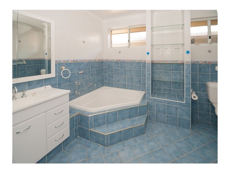 16 Erambie Rd, Kincumber NSW 2251