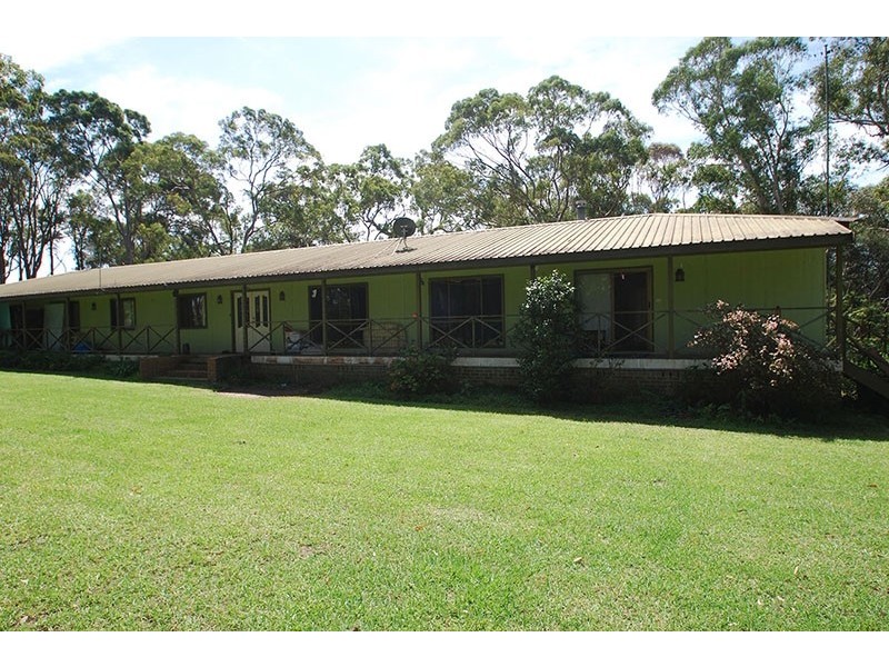 477 Empire Bay Dr, Kincumber NSW 2251