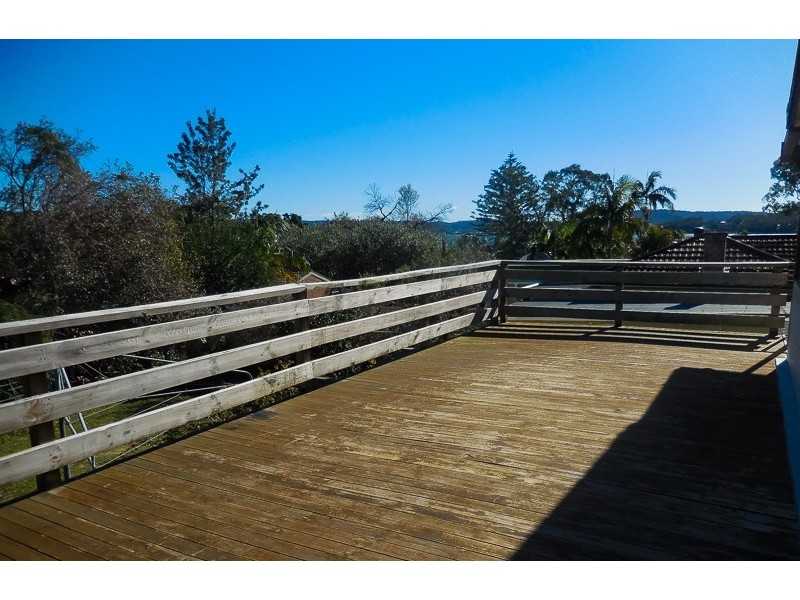 19a Mimosa Ave, Saratoga NSW 2251