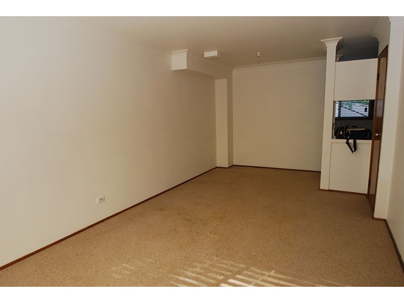 2/63-65 Davies St, Kincumber NSW 2251