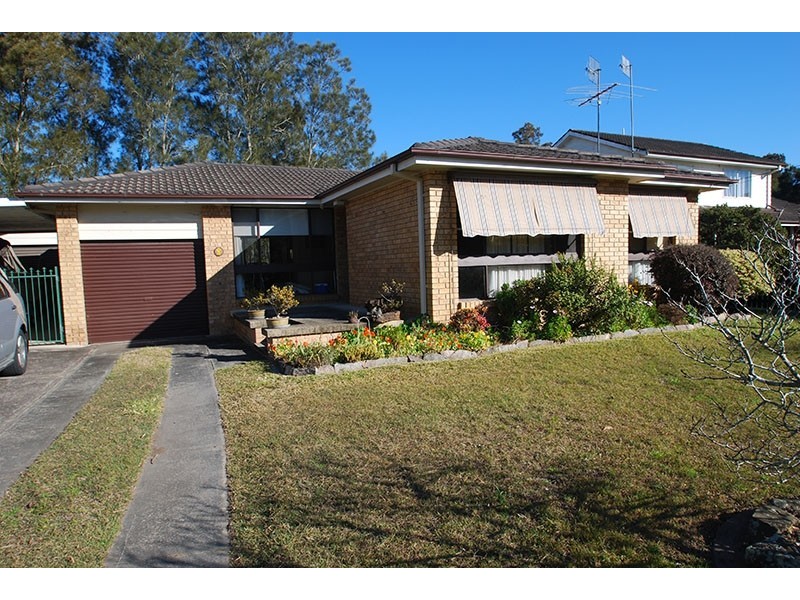 8 Warrana Rd, Kincumber NSW 2251