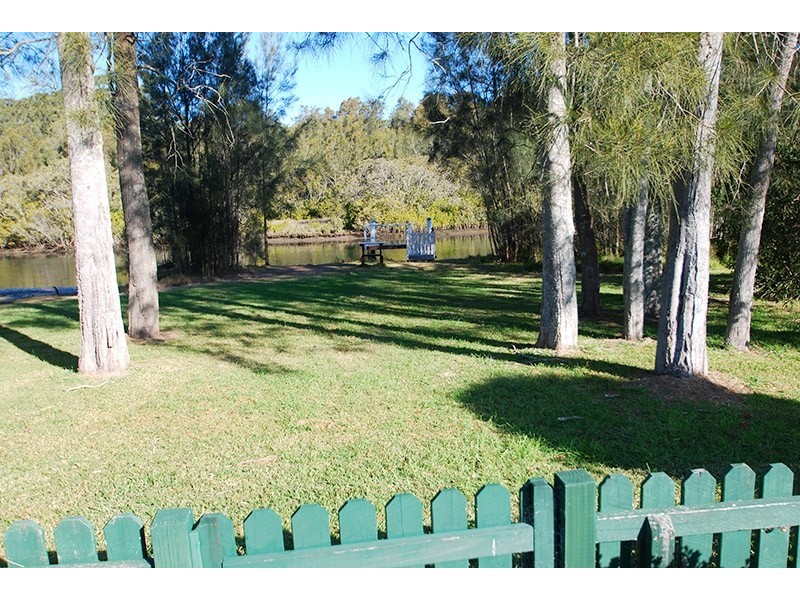 8 Warrana Rd, Kincumber NSW 2251