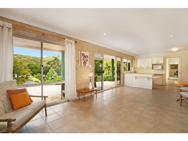 737 The Scenic Rd, Macmasters Beach NSW 2251
