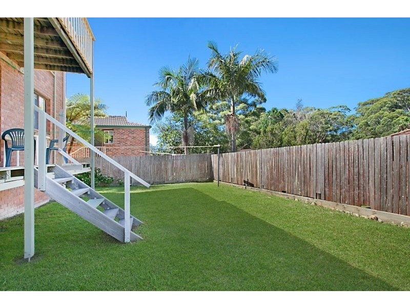 8 Woodfield Rd, Kincumber NSW 2251