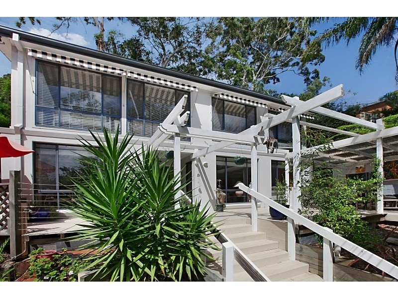 10 Amaroo Cl, Green Point NSW 2251