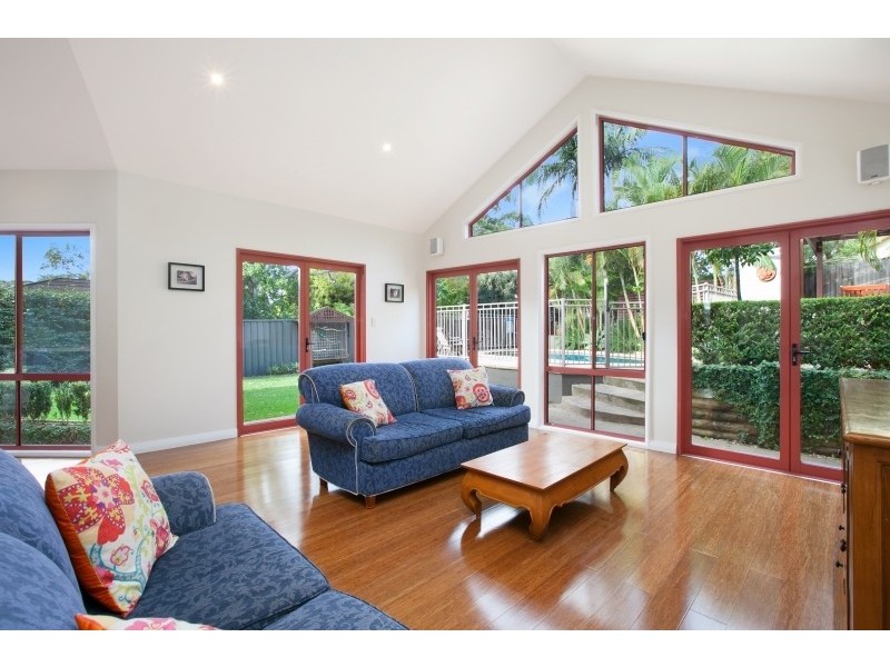 36  Patrick Crescent, Saratoga NSW 2251