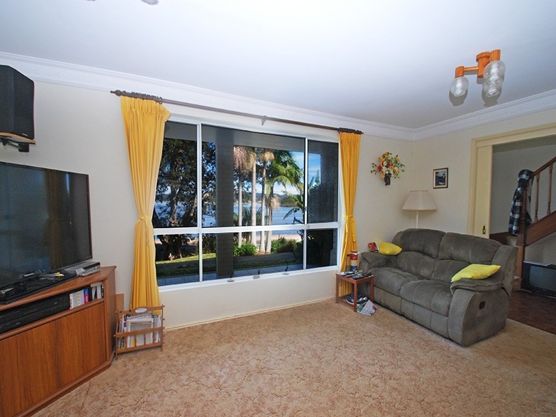 18-20 Henderson Rd, Saratoga NSW 2251