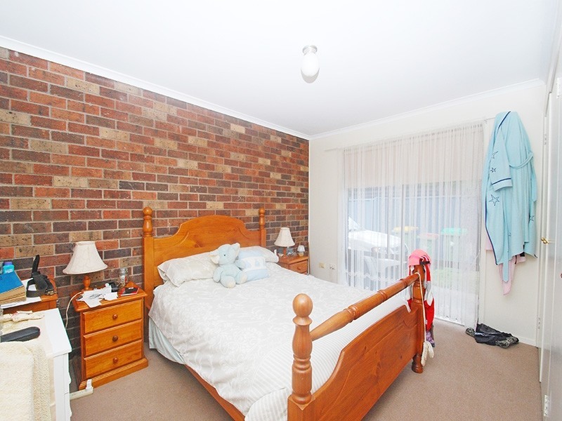 2/16 Wallan Rd, Kincumber NSW 2251