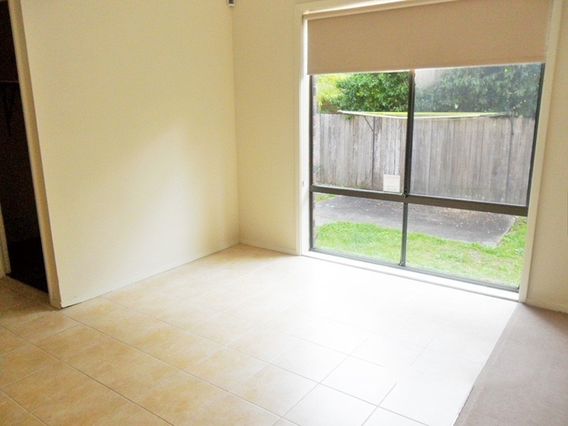 2/16 Wallan Rd, Kincumber NSW 2251