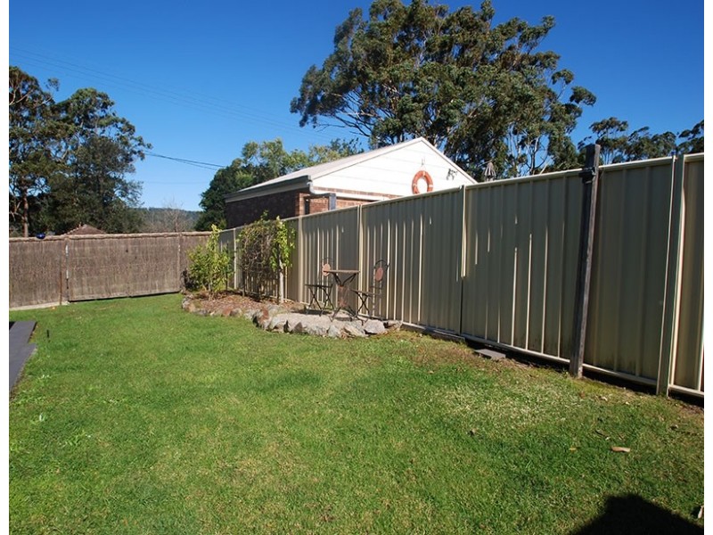 35 Humphreys Rd, Kincumber NSW 2251