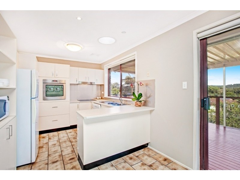 32 Arakoon St, Kincumber NSW 2251