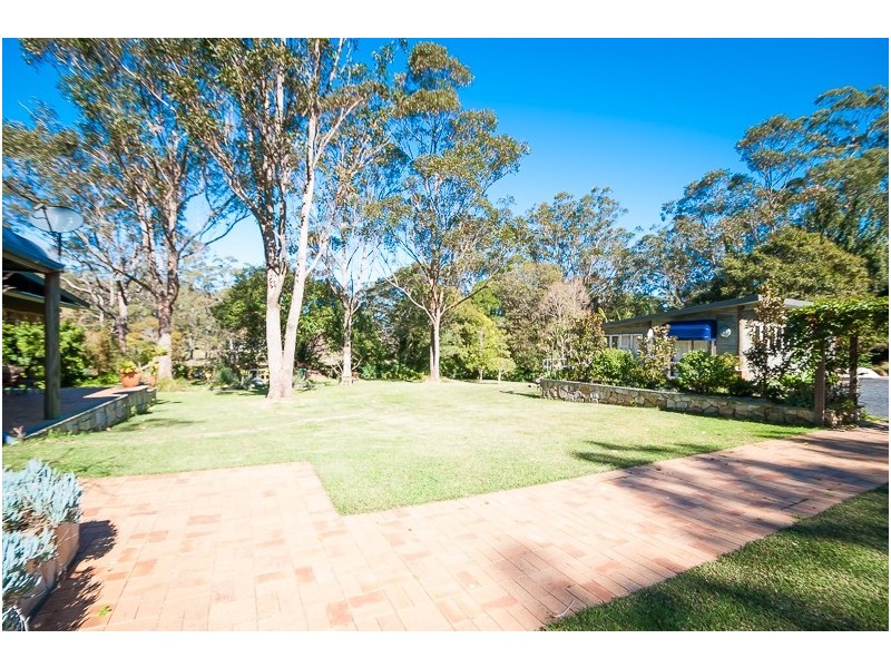 319C Davistown Rd, Green Point NSW 2251