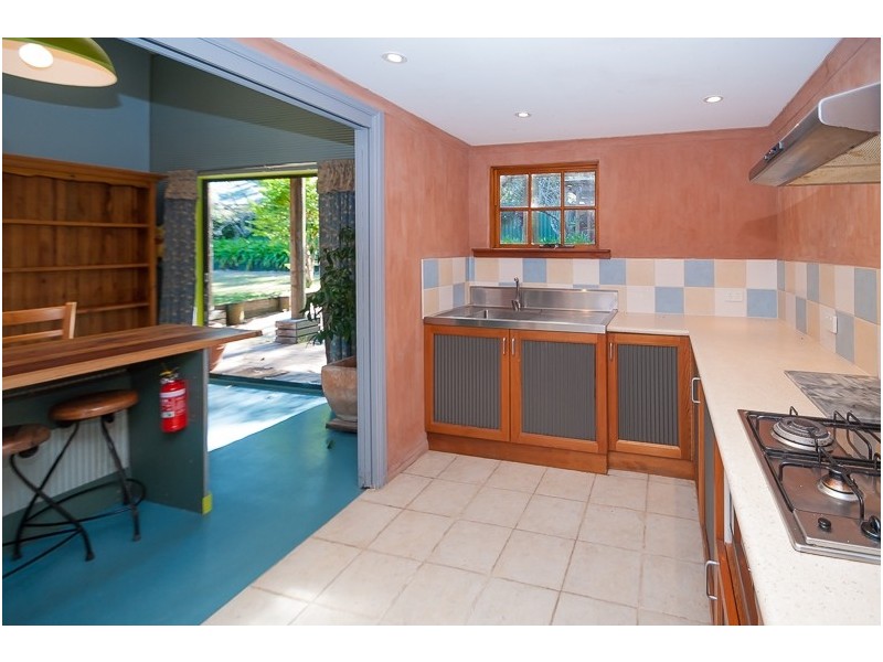 319C Davistown Rd, Green Point NSW 2251