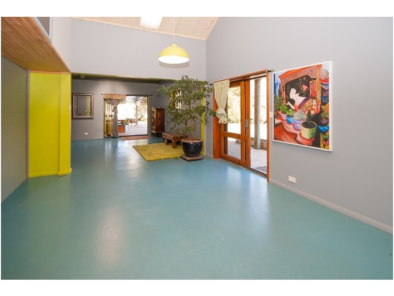 319C Davistown Rd, Green Point NSW 2251