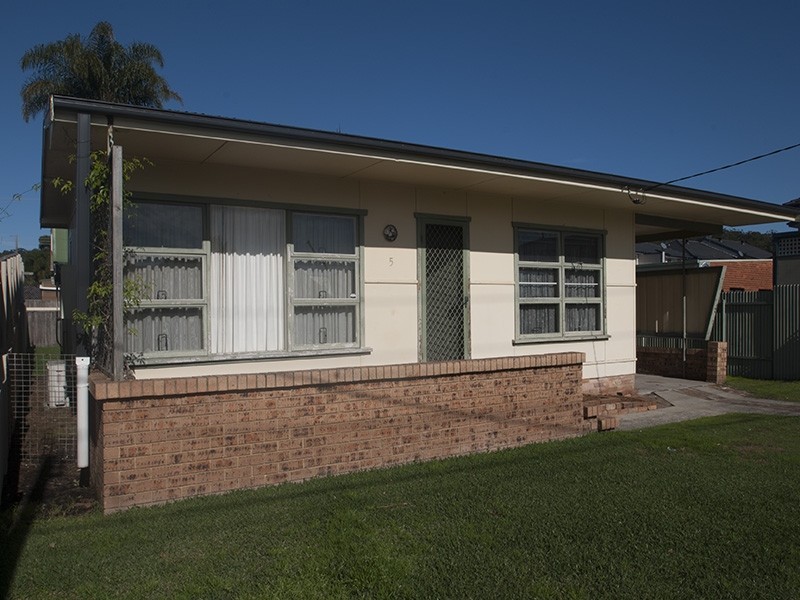 5 Sorrento Road, Empire Bay NSW 2257