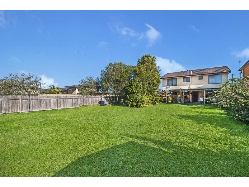 5 Davis Ave, Davistown NSW 2251