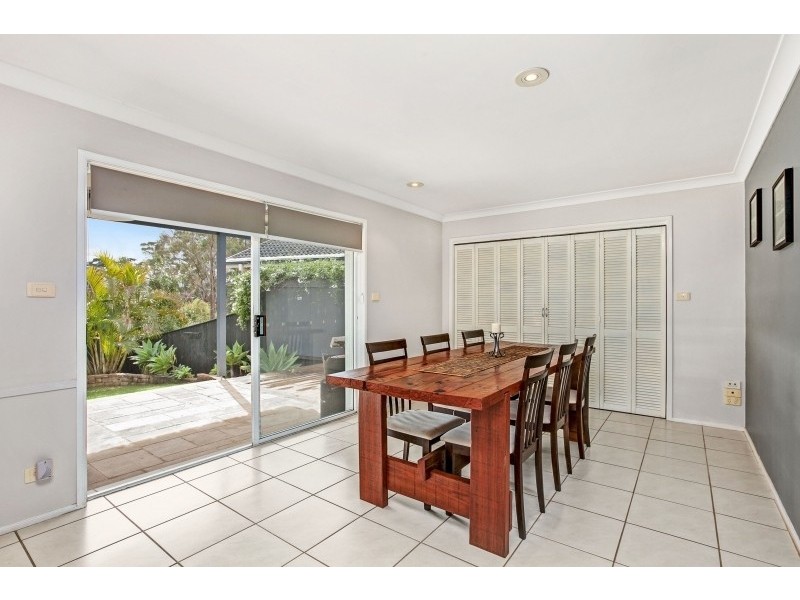 16 Woodfield Rd, Kincumber NSW 2251