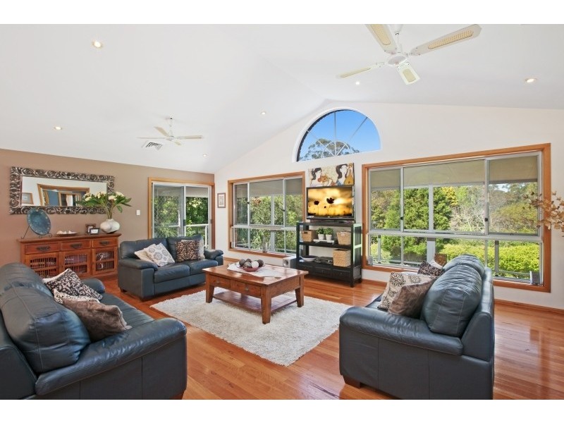 416 Avoca Dr, Green Point NSW 2251