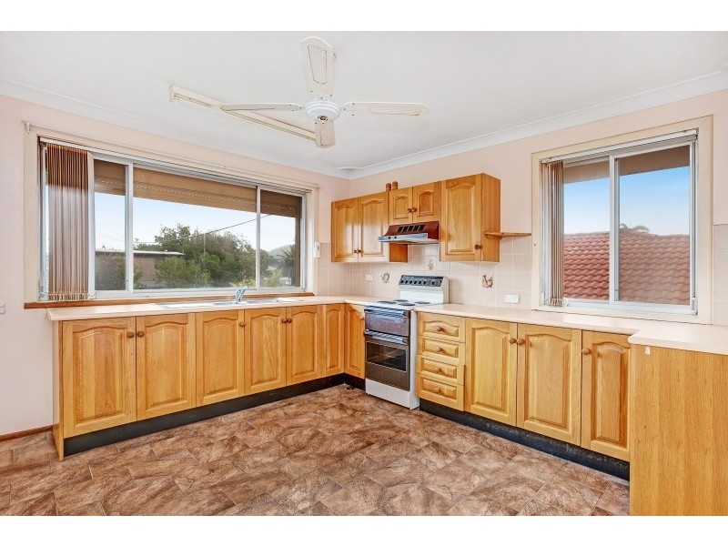 33 Mirreen Ave, Davistown NSW 2251