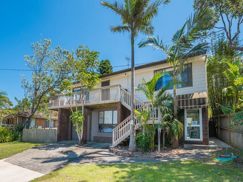 28 Pueblo St, Copacabana NSW 2251
