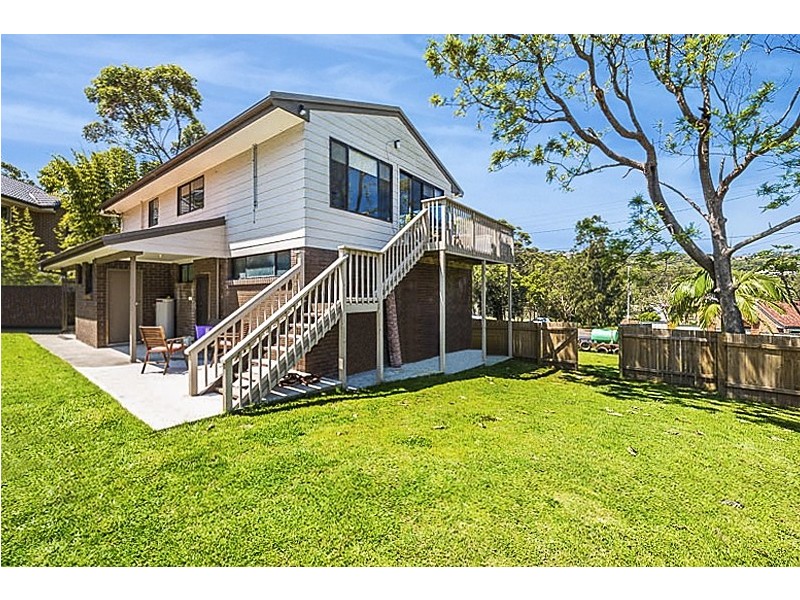 28 Pueblo St, Copacabana NSW 2251