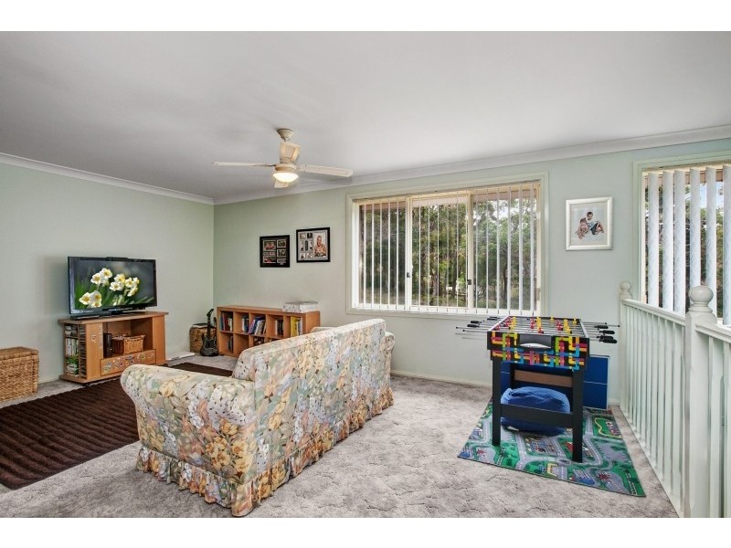 5 Maas Parade, Forresters Beach NSW 2260