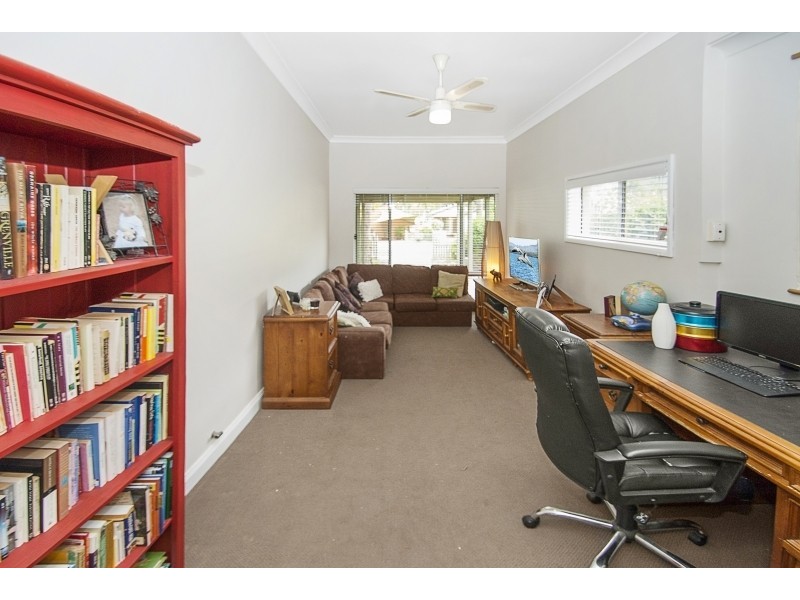 1 Kooreal Rd, Kincumber NSW 2251