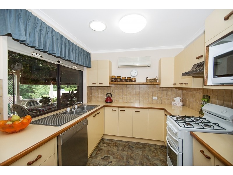 3 Verden Cl, Green Point NSW 2251