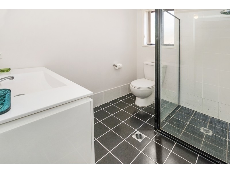 27/63-65 Davies St, Kincumber NSW 2251