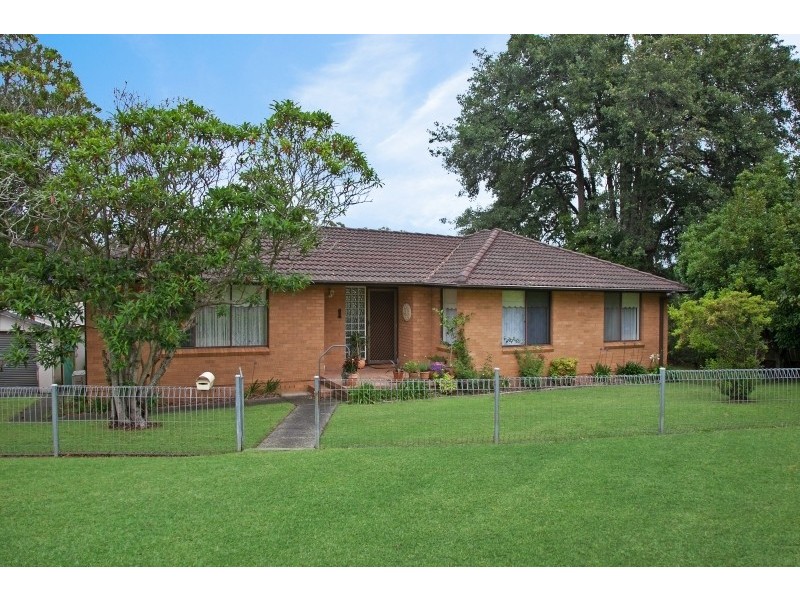 1 Tora Avenue, Kincumber NSW 2251