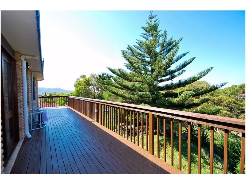 19 Henrys Road, Forresters Beach NSW 2260