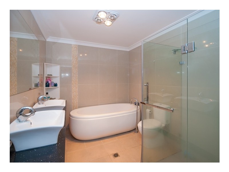 19 Henrys Road, Forresters Beach NSW 2260