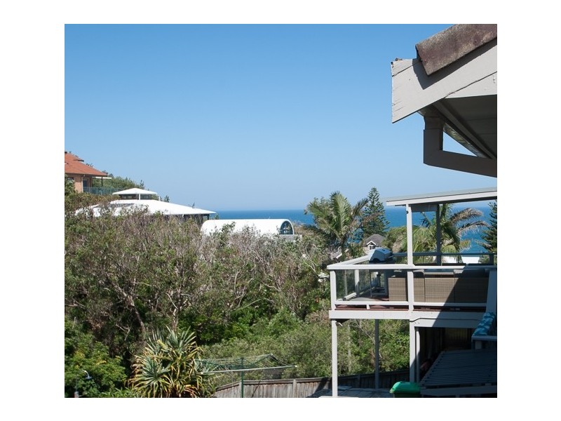19 Henrys Road, Forresters Beach NSW 2260