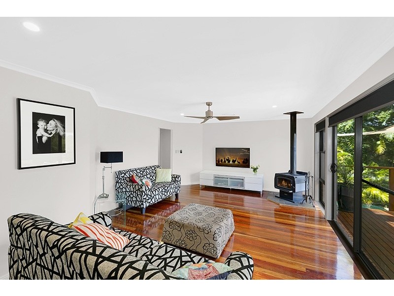 117 Humphreys Rd, Kincumber NSW 2251