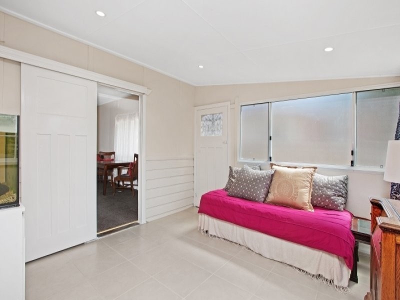 16 Restella Avenue, Davistown NSW 2251
