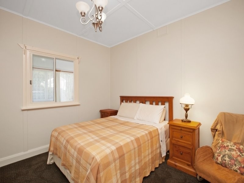 16 Restella Avenue, Davistown NSW 2251