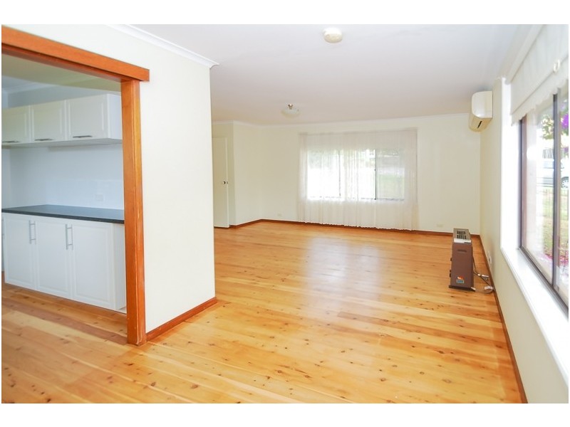 1 Tora Avenue, Kincumber NSW 2251
