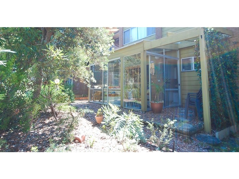 27 Ocean Drive, Macmasters Beach NSW 2251