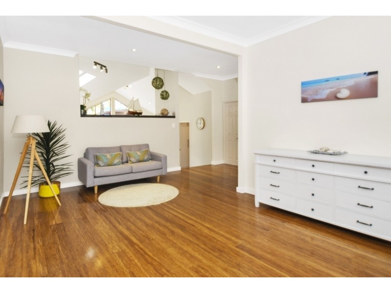 36 Patrick Crescent, Saratoga NSW 2251