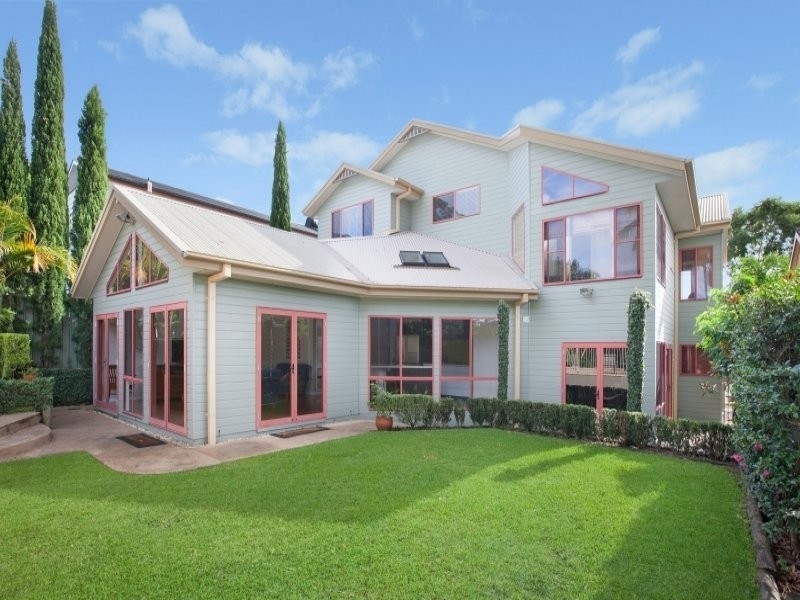 36 Patrick Crescent, Saratoga NSW 2251