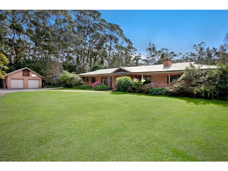 15 Pomona Rd, Empire Bay NSW 2257