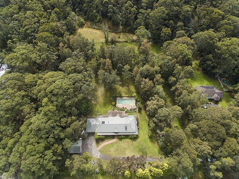 15 Pomona Rd, Empire Bay NSW 2257
