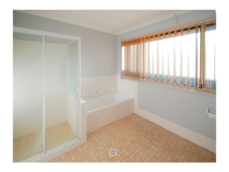 15 Gladys Manley Avenue, Kincumber NSW 2251