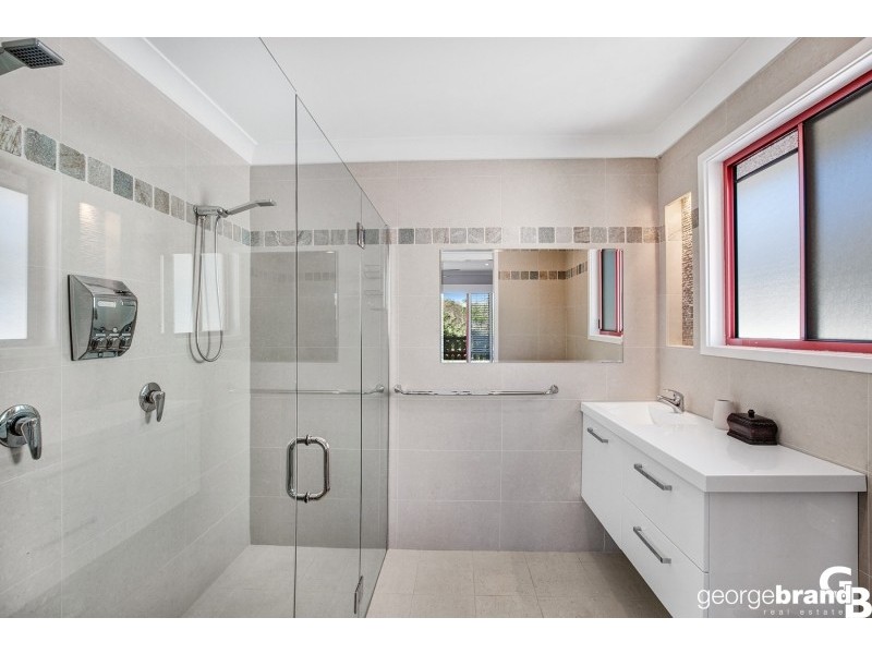 36 Patrick Cr, Saratoga NSW 2251