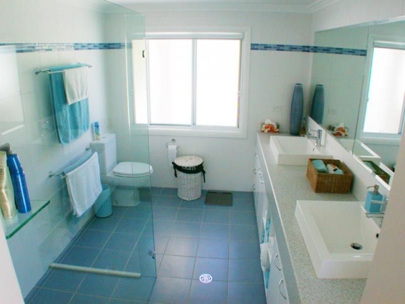 56 Sealand Road, Fishing Point NSW 2283